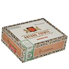 ARTURO FUENTE CAZADORES 6x50